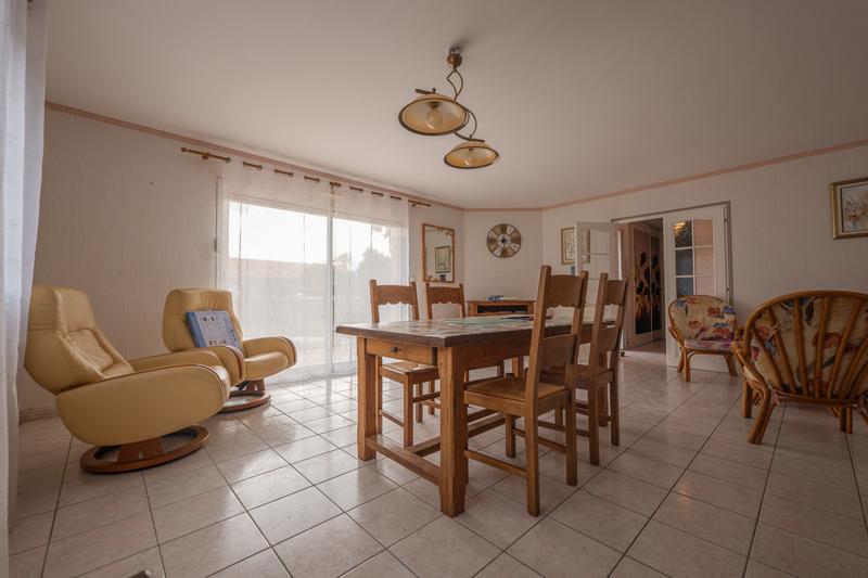 Maison - 102 m² - 4 pièces