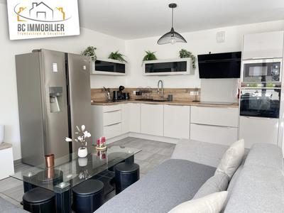 Appartement - 70 m² - 3 pièces