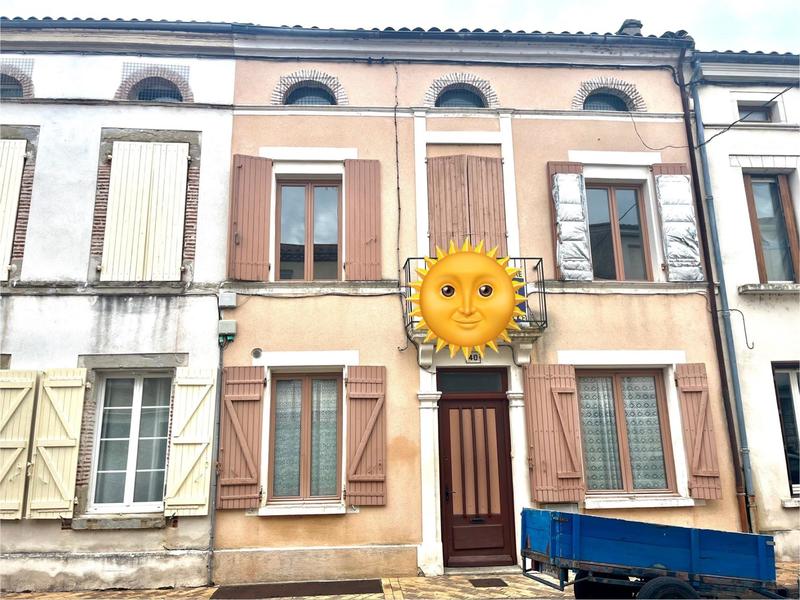 Maison - 121 m² - 6 pièces