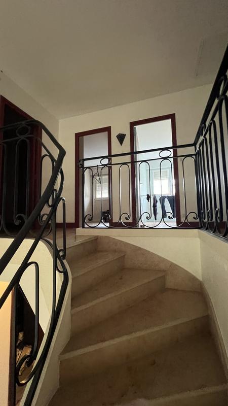 Maison - 165 m² - 6 pièces