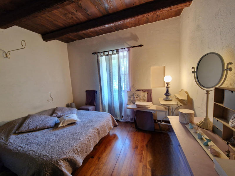 Maison - 268 m² - 7 pièces