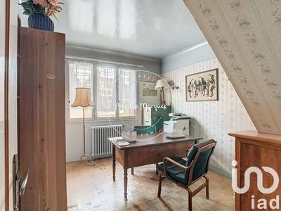 Maison - 200 m² - 8 pièces