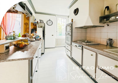 Maison - 195 m² - 4 pièces