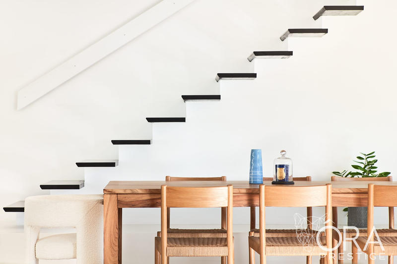 Maison contemporaine - 208 m² - 8 pièces