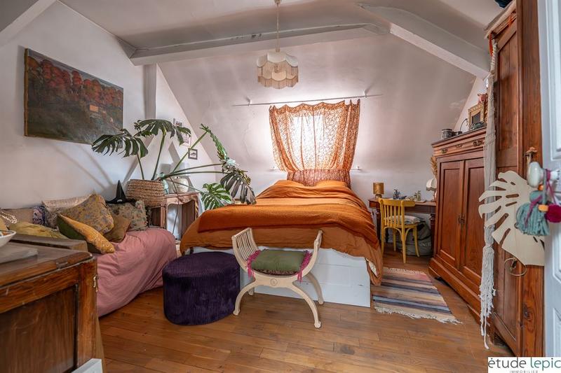 Maison bourgeoise - 225 m² - 9 pièces