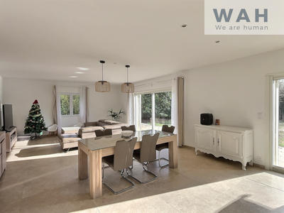 Propriété - 133 m² - 6 pièces