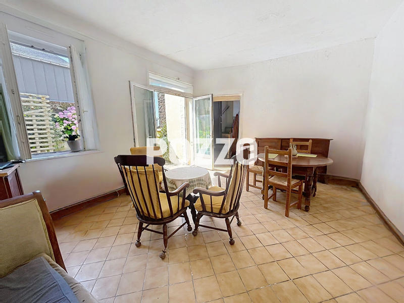 Maison - 85 m² - 5 pièces