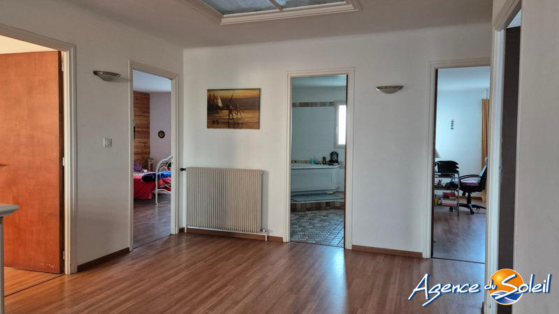 Maison - 272 m² - 8 pièces