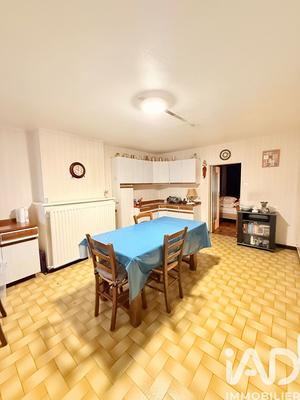 Maison - 95 m² - 3 pièces