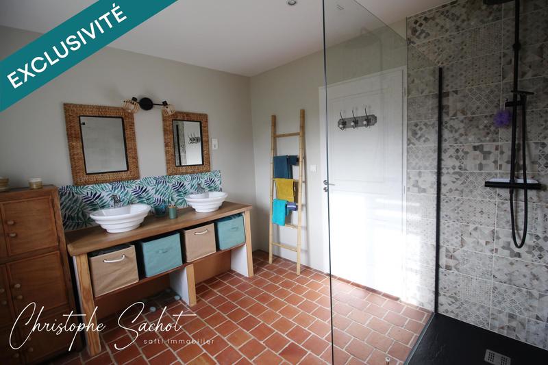 Maison - 143 m² - 7 pièces