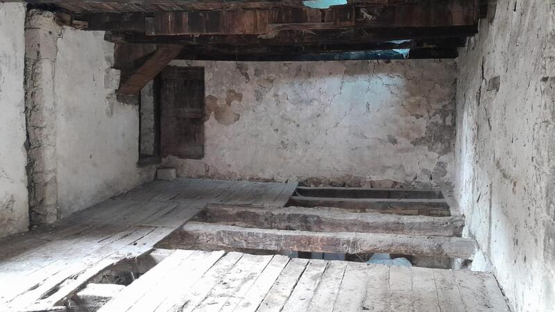 Maison de village - 140 m² - 2 pièces