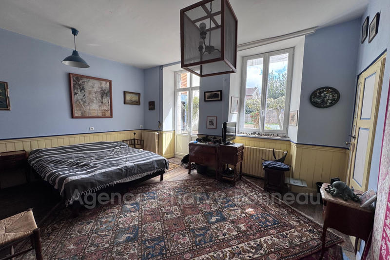 Maison de ville - 359 m² - 10 pièces