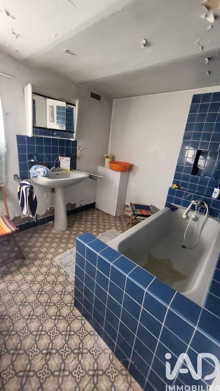 Maison - 163 m² - 9 pièces