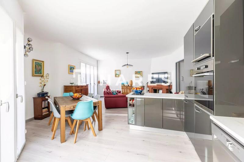 Appartement - 87 m² - 3 pièces