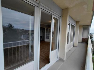 Appartement - 80 m² - 4 pièces