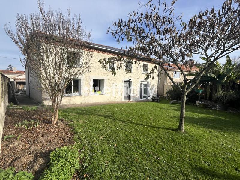 Maison - 135 m² - 5 pièces