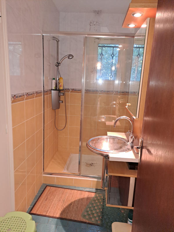 Maison - 180 m² - 9 pièces