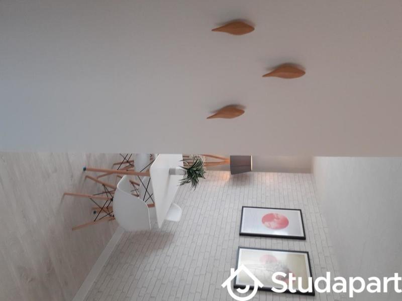 Chambre - 11 m² - 1 pièce