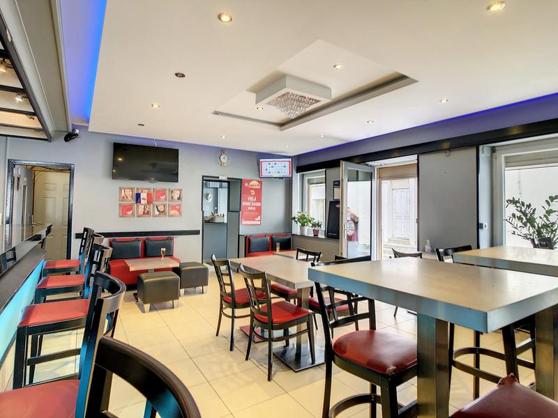 Fonds de commerce - 77 m²