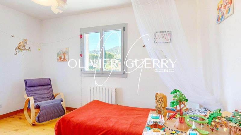 Maison - 160 m² - 8 pièces