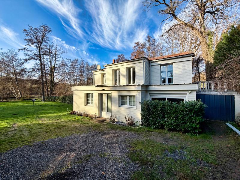 Maison - 100 m² - 5 pièces