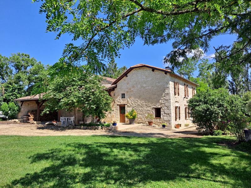 Maison - 157 m² - 6 pièces