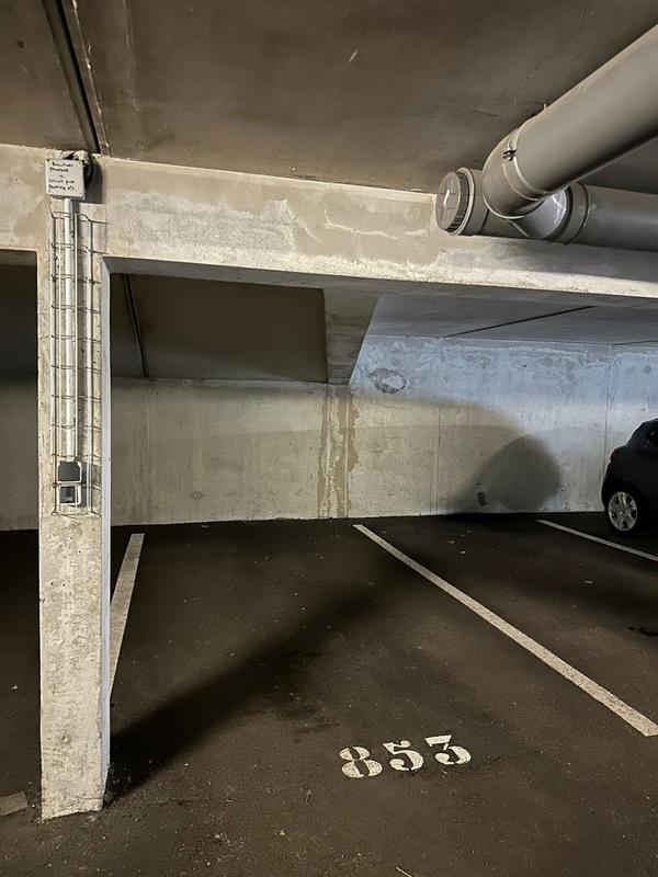 Parking / Garage - 12 m²