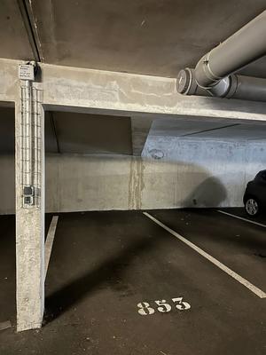 Parking / Garage - 12 m²