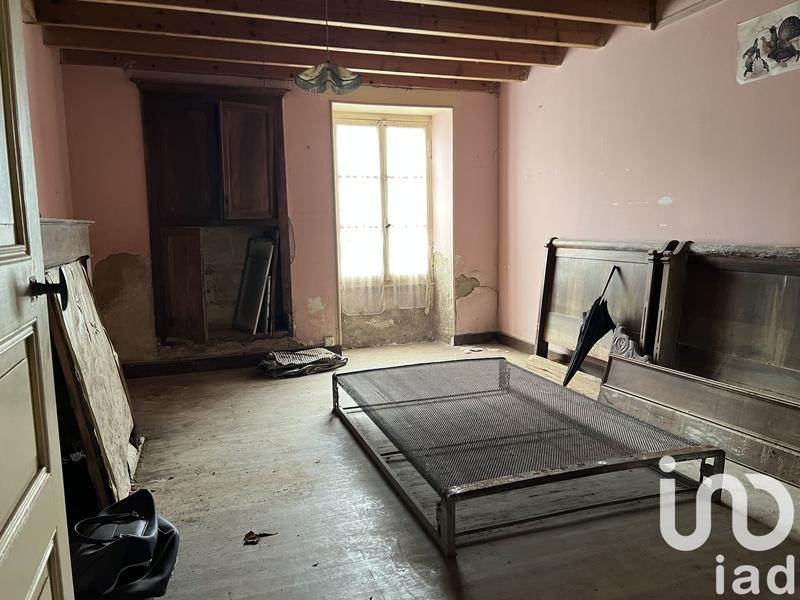 Maison - 215 m² - 3 pièces