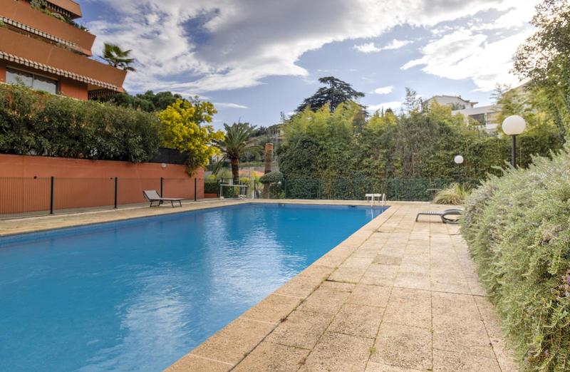 Appartement - 109 m² - 3 pièces