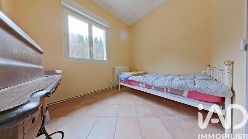 Maison - 891 m² - 15 pièces