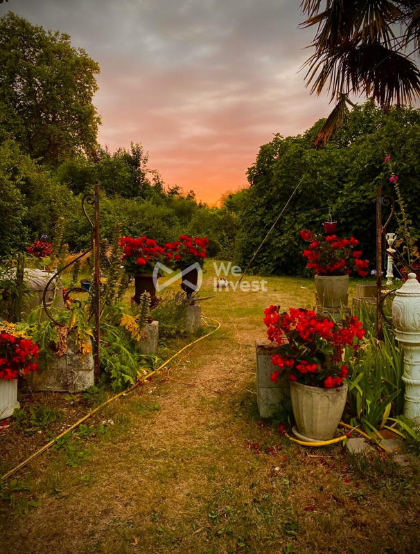 Maison - 220 m² - 6 pièces