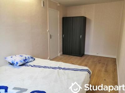 Chambre - 11 m² - 1 pièce