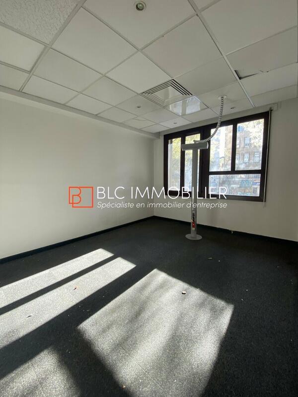 Bureau - 570 m²