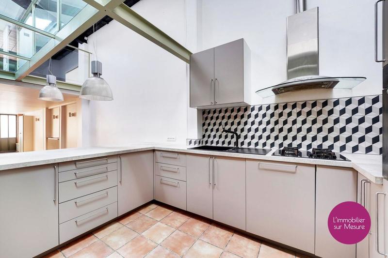 Loft - 150 m² - 4 pièces