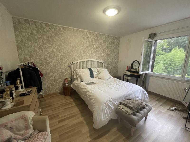 Maison traditionnelle - 108 m² - 6 pièces