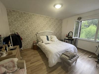 Maison traditionnelle - 108 m² - 6 pièces