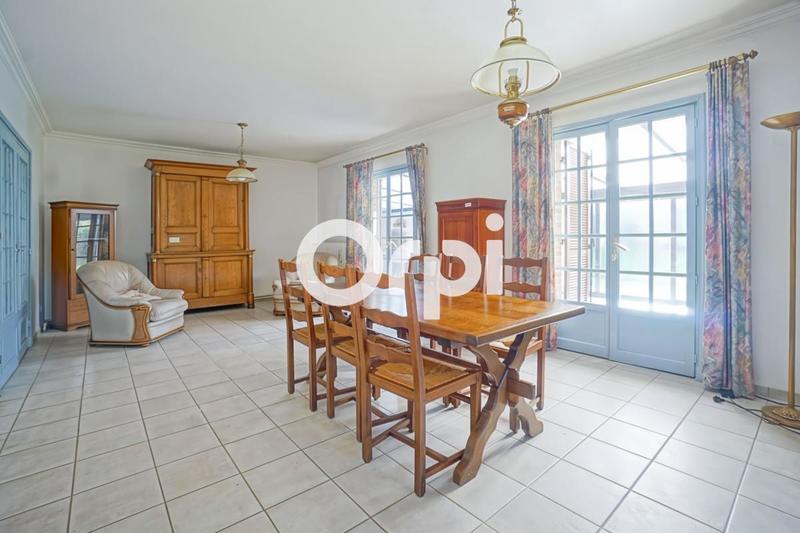 Maison - 165 m² - 6 pièces