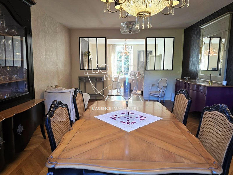 Maison ancienne - 204 m² - 7 pièces