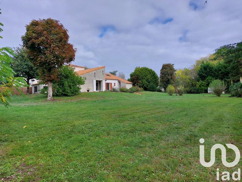 Maison de maîtres - 336 m² - 12 pièces