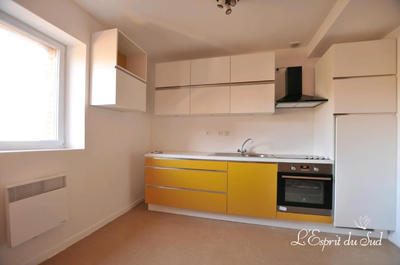 Appartement - 99 m² - 4 pièces