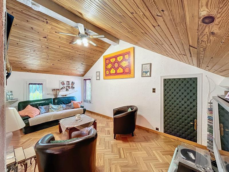 Maison - 226 m² - 5 pièces