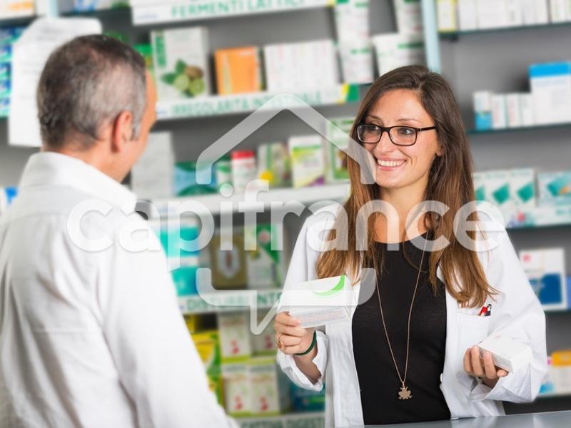 Local commercial - 75 m² - 3 pièces