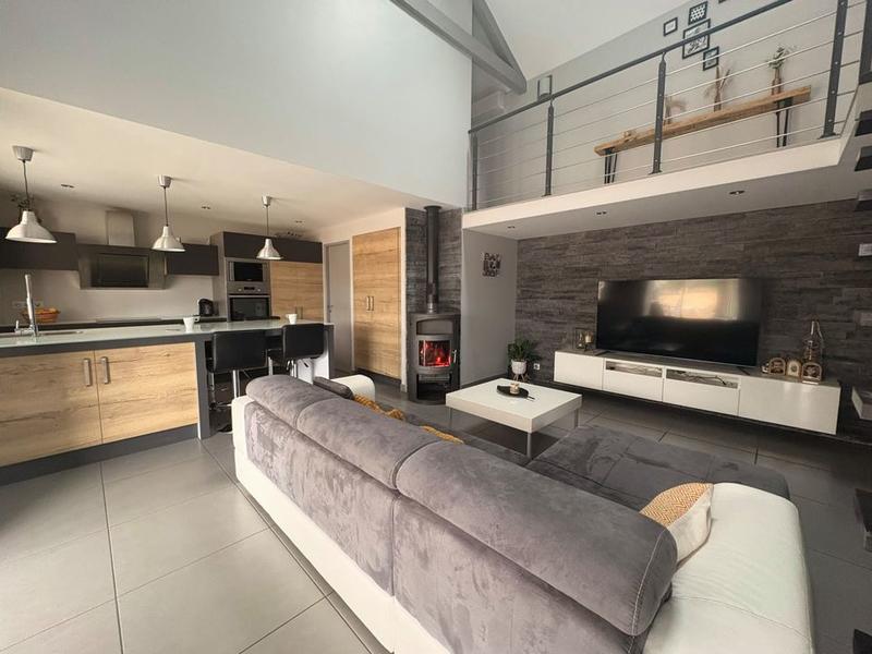 Maison - 116 m² - 6 pièces