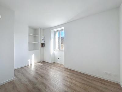 Maison ancienne - 105 m² - 5 pièces