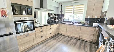 Maison - 113 m² - 6 pièces