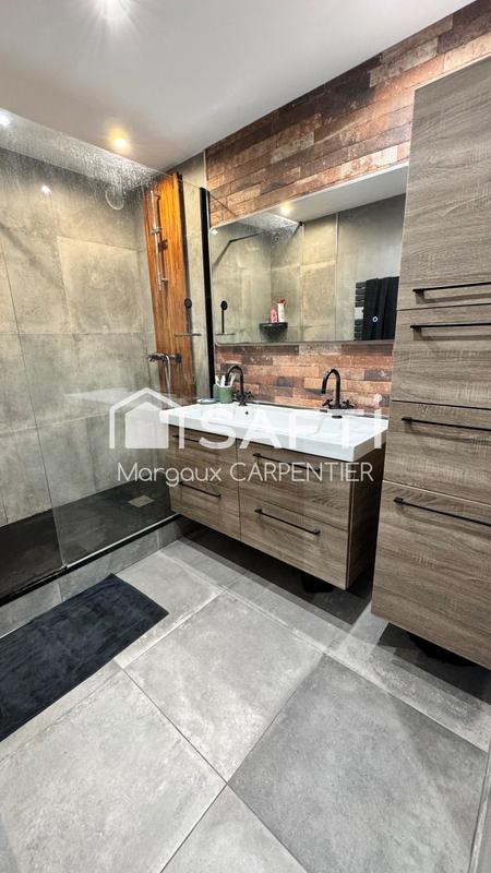 Appartement - 90 m² - 3 pièces