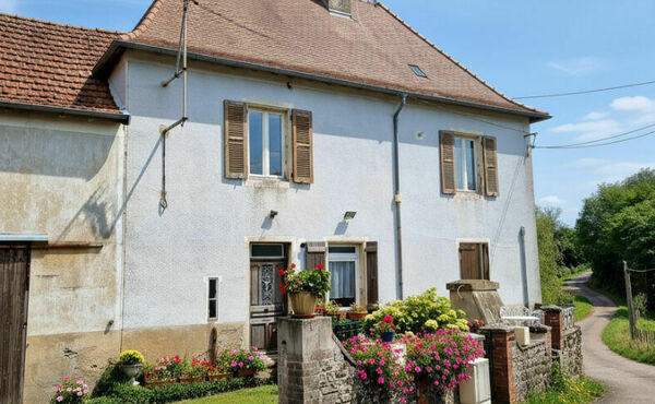 Maison - 112 m² - 7 pièces