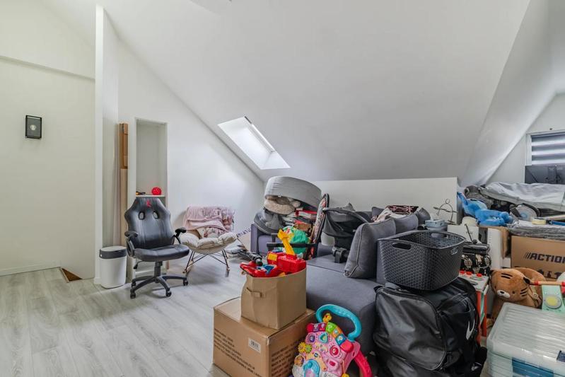 Maison - 104 m² - 4 pièces