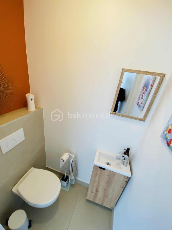 Maison traditionnelle - 137 m² - 5 pièces